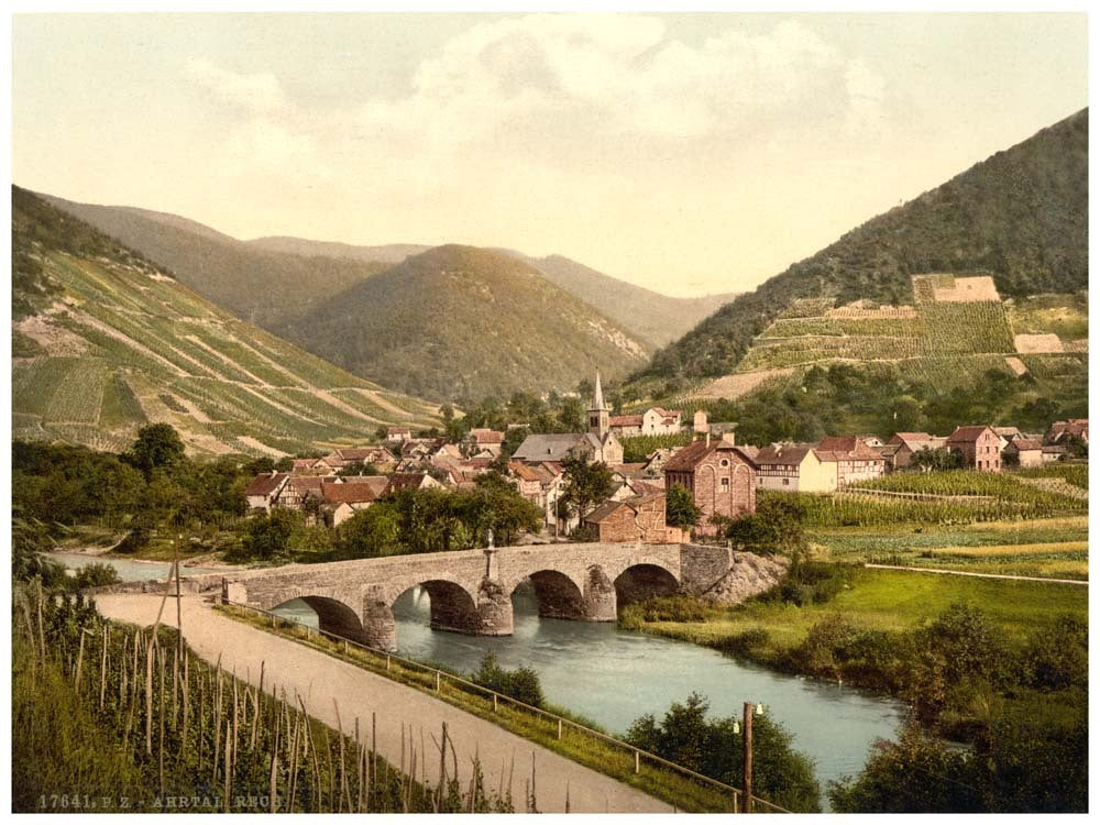 Rech, Ahrthal (i.e., Ahrtal), the Rhine, Germany 0400-3972