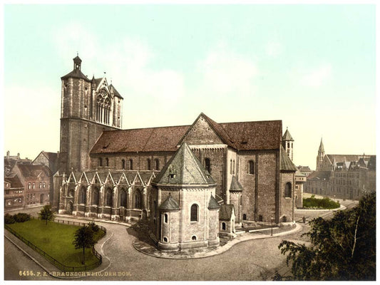 The cathedral, Braunschweig, Germany 0400-4273