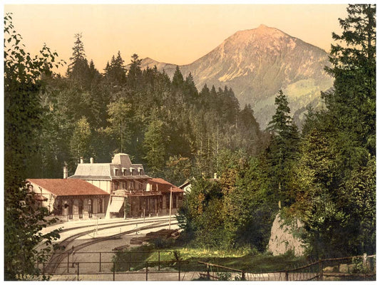 The railway station, Brunig, Bernese Oberland, Switzerland 0400-4647