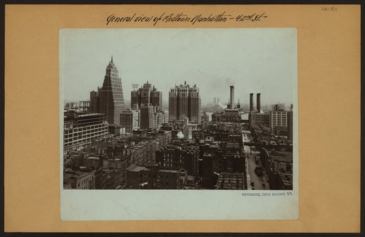 General view - Midtown Manhattan - 42nd Street - [Tudor City.]