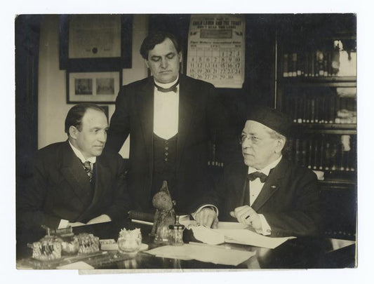 Three of Labor's great leaders who are active in the great dynamite plot case (from left to right) : Samuel Gompers, Frank Morrison, John Mitchell.