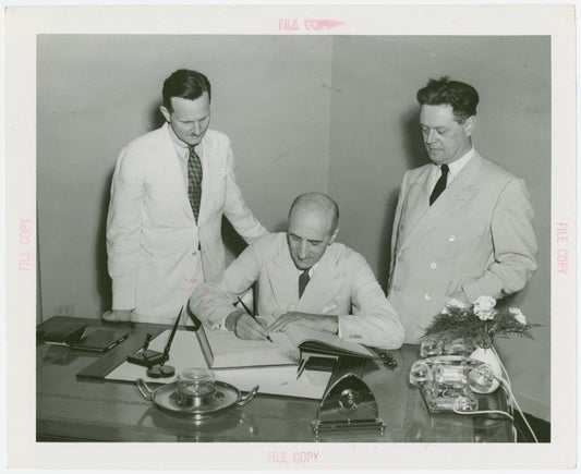 Belgium Participation - Signing book