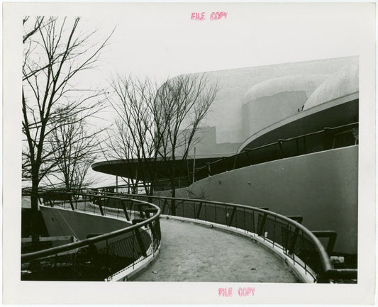 General Motors - Building - Walkway